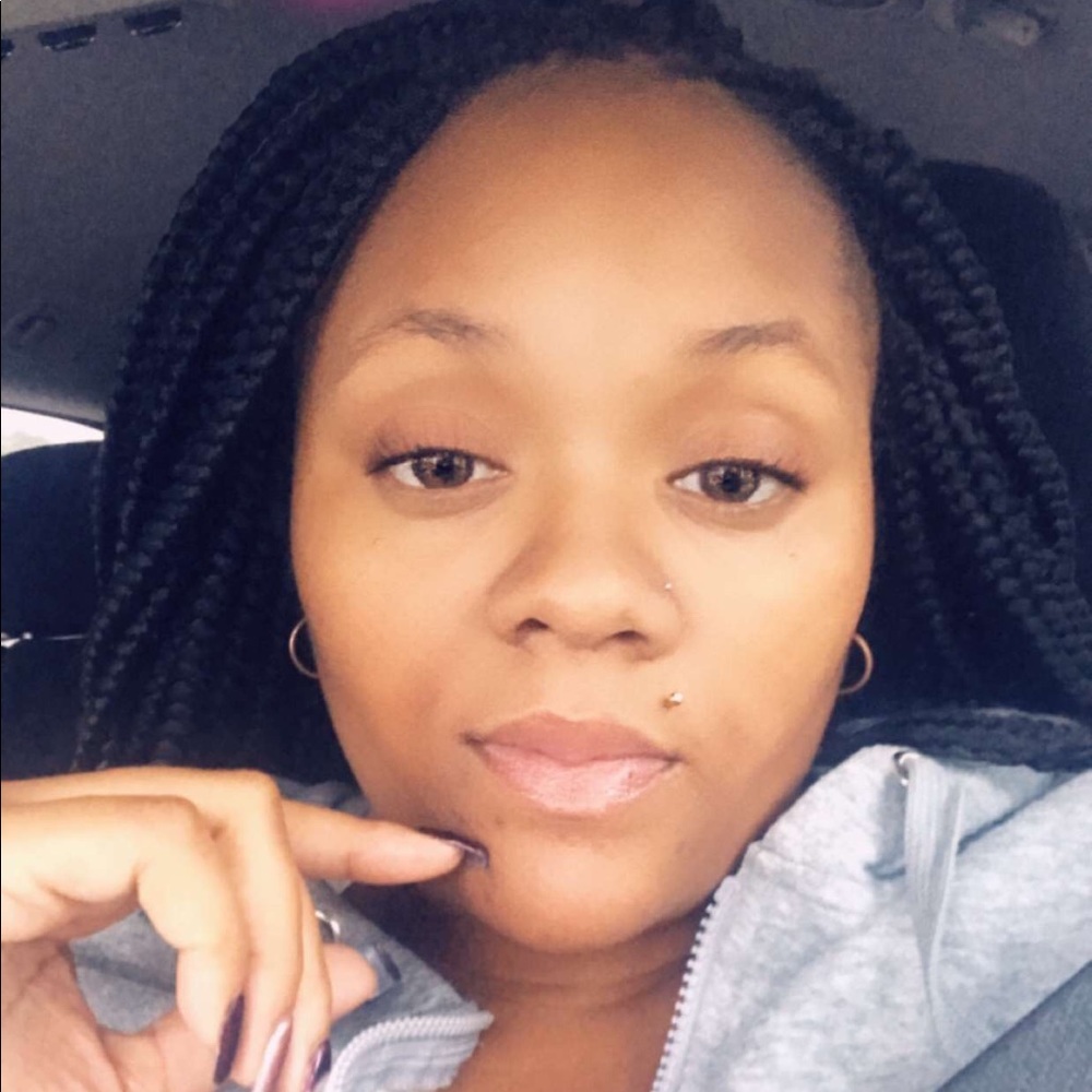 Meet your Posher, Jaymeece